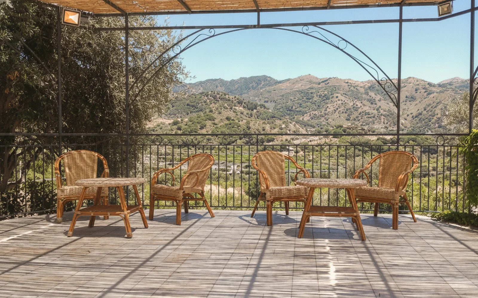 Esterni di Villa Ibiscus Taormina, Mitogio (castiglione di sicilia) (Sicilia) (foto 17)